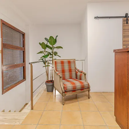 Apartment La Petite Maison De Nadette 2
