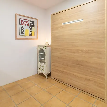 Apartment La Petite Maison De Nadette 2 *