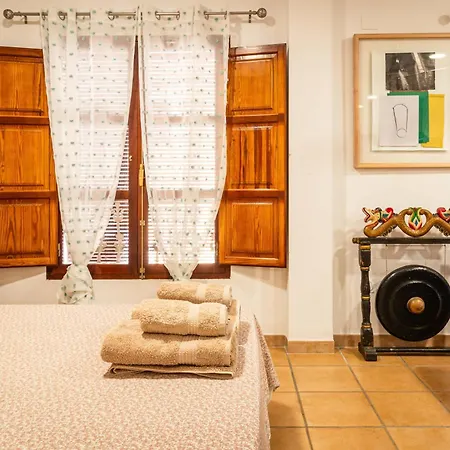 Apartman La Petite Maison De Nadette 2 *