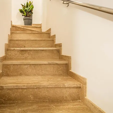 Appartement La Petite Maison De Nadette 2 *